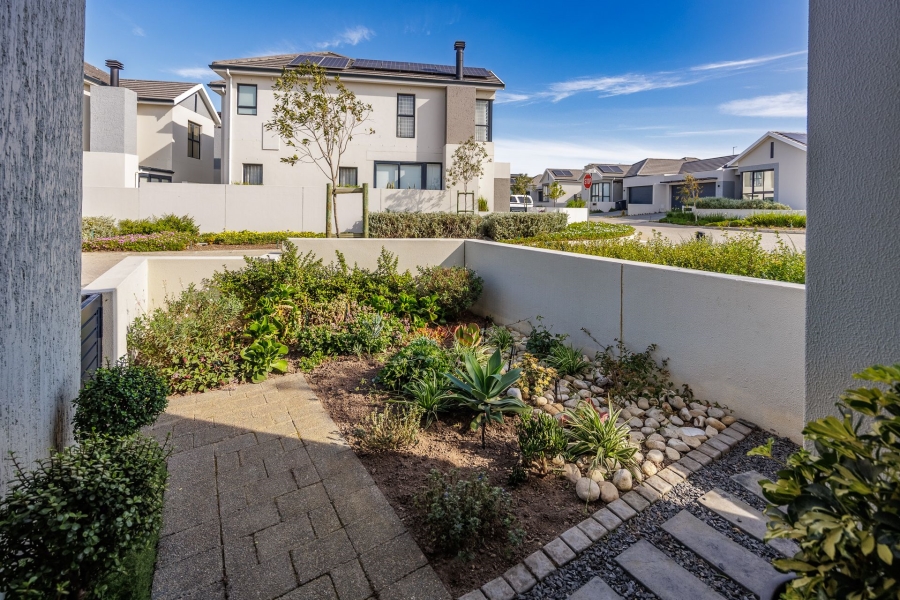 3 Bedroom Property for Sale in Groot Phesantekraal Estate Western Cape